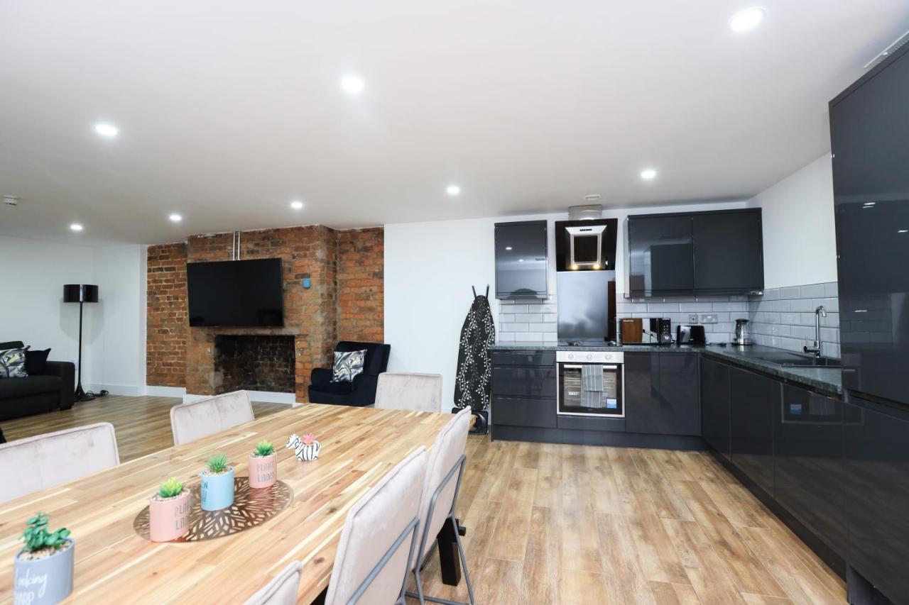 Concert Square Apartments By Happy Days Liverpool Esterno foto